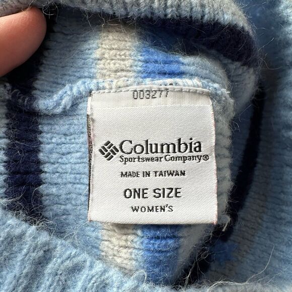 Columbia Soft Fuzzy Light Blue Striped Beanie Hat Tiny Snowflakes Accent - Picture 5 of 6